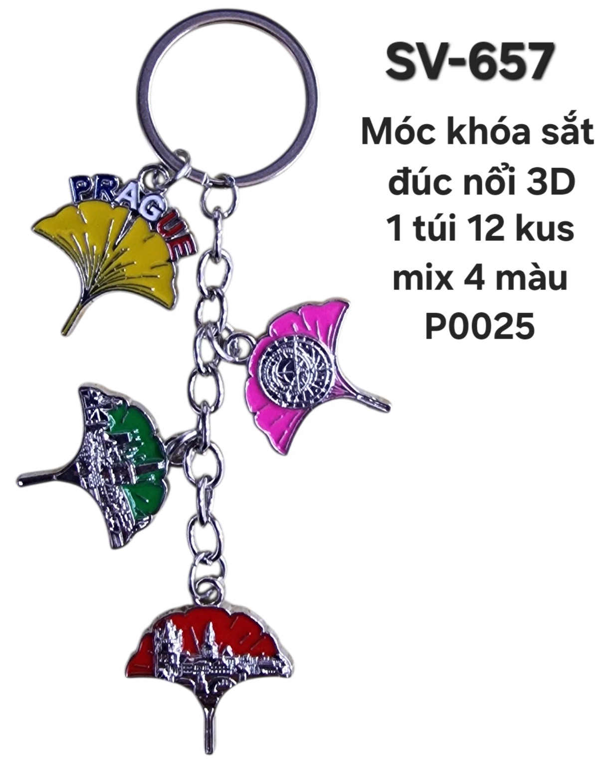 SV-657. Móc khóa chùm 4 lá cây gắn các biểu tượng của Praha đúc nổi 3D