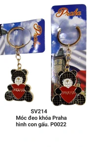 Móc khóa con gấu ôm trái tim SV214